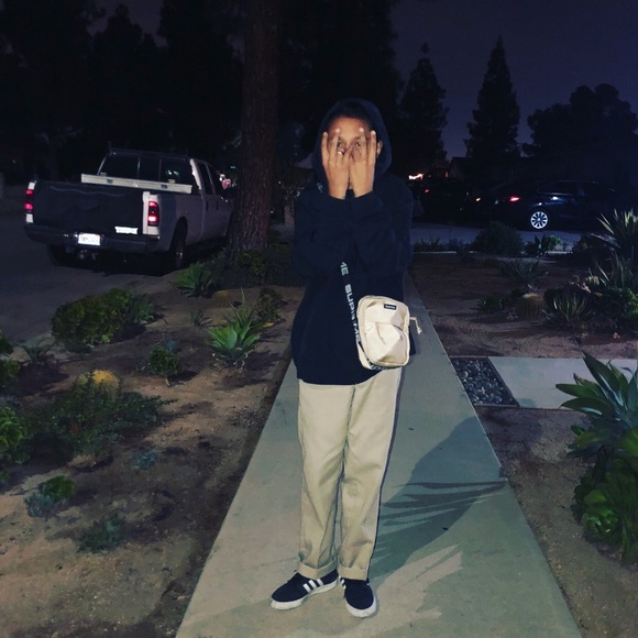 Meet your Posher, David - Picture 1 of 1